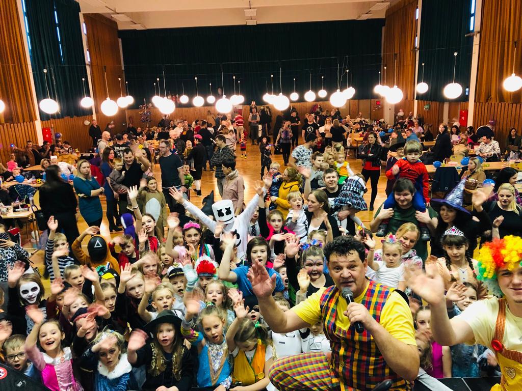 Dětský maškarní karneval s Milanem Mudrochem